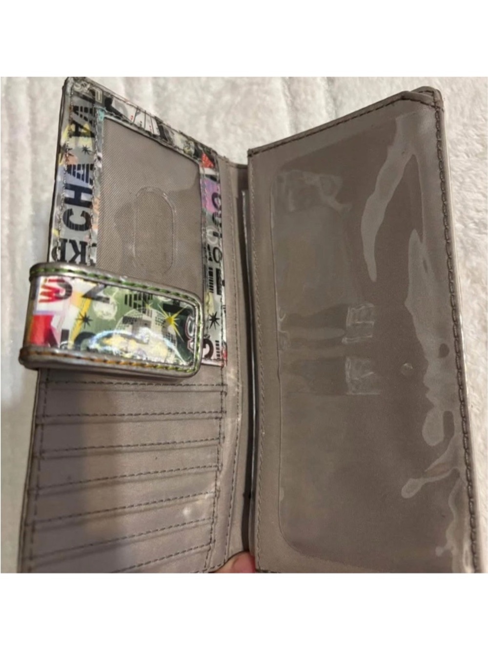 Relic Brand Wallet with A Las Vegas Theme. Used Great Condition